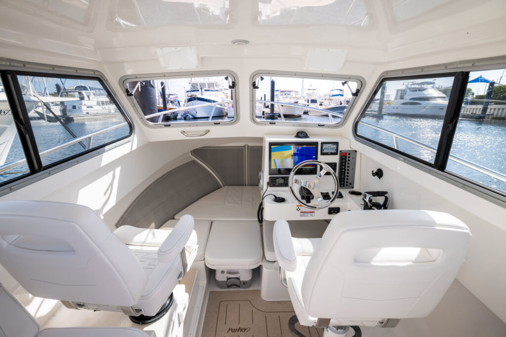 Parker 247 Explorer