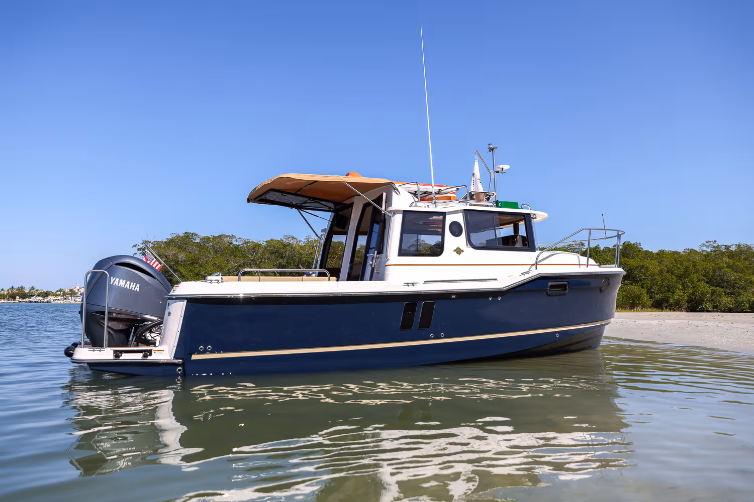 Ranger Tugs R-25