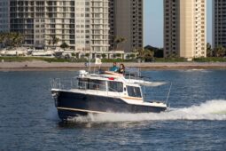 Ranger Tugs R-29 CB