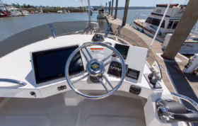 Ranger Tugs R-29 CB