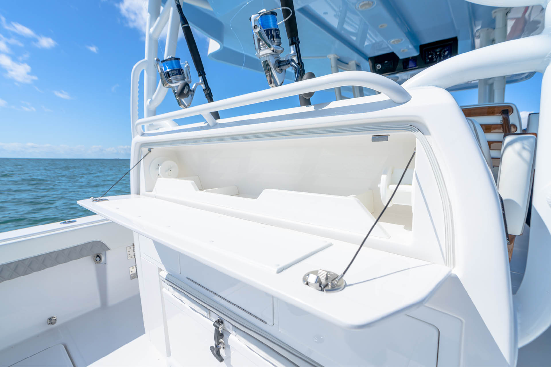 Invincible 43 Open Fisherman