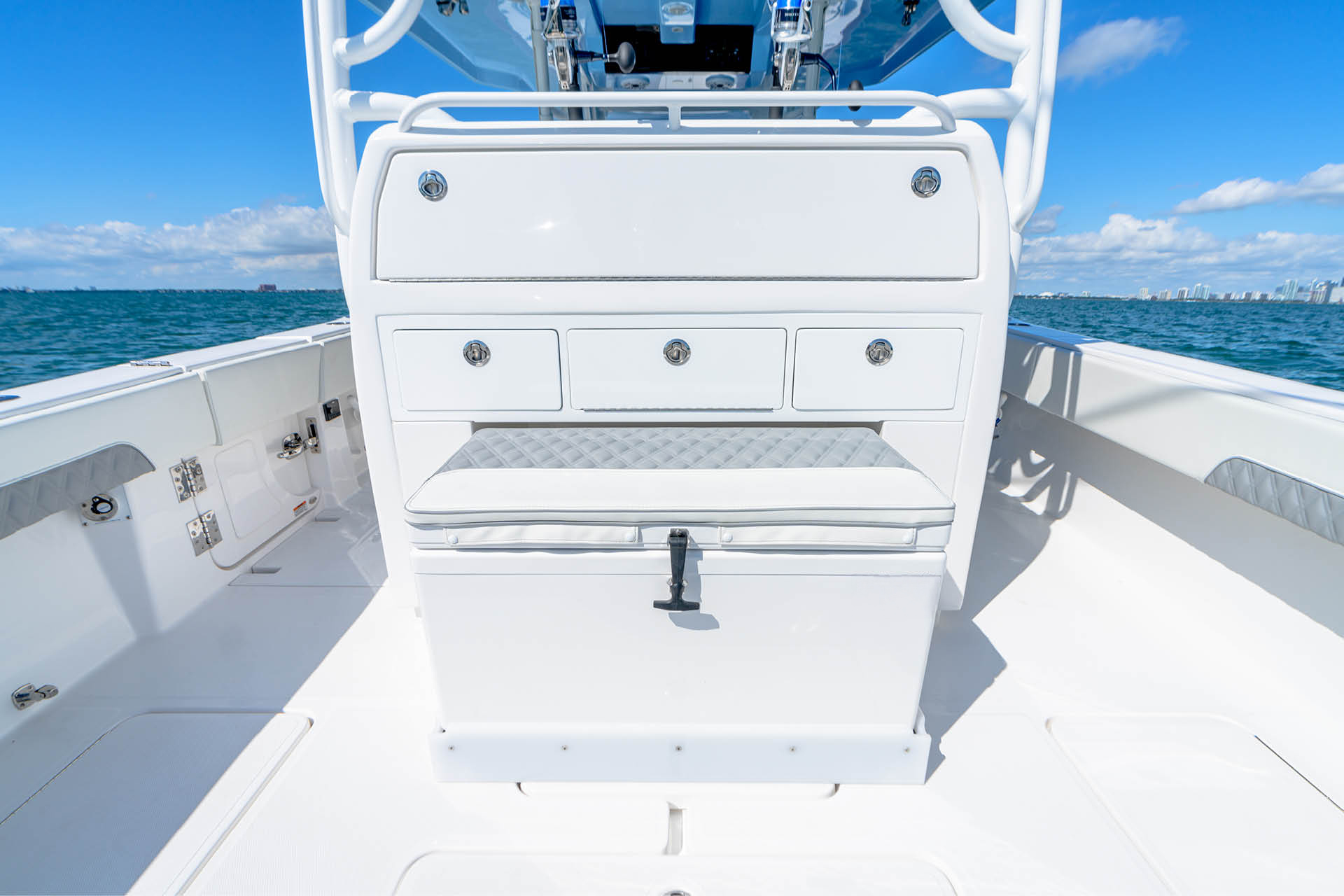 Invincible 43 Open Fisherman