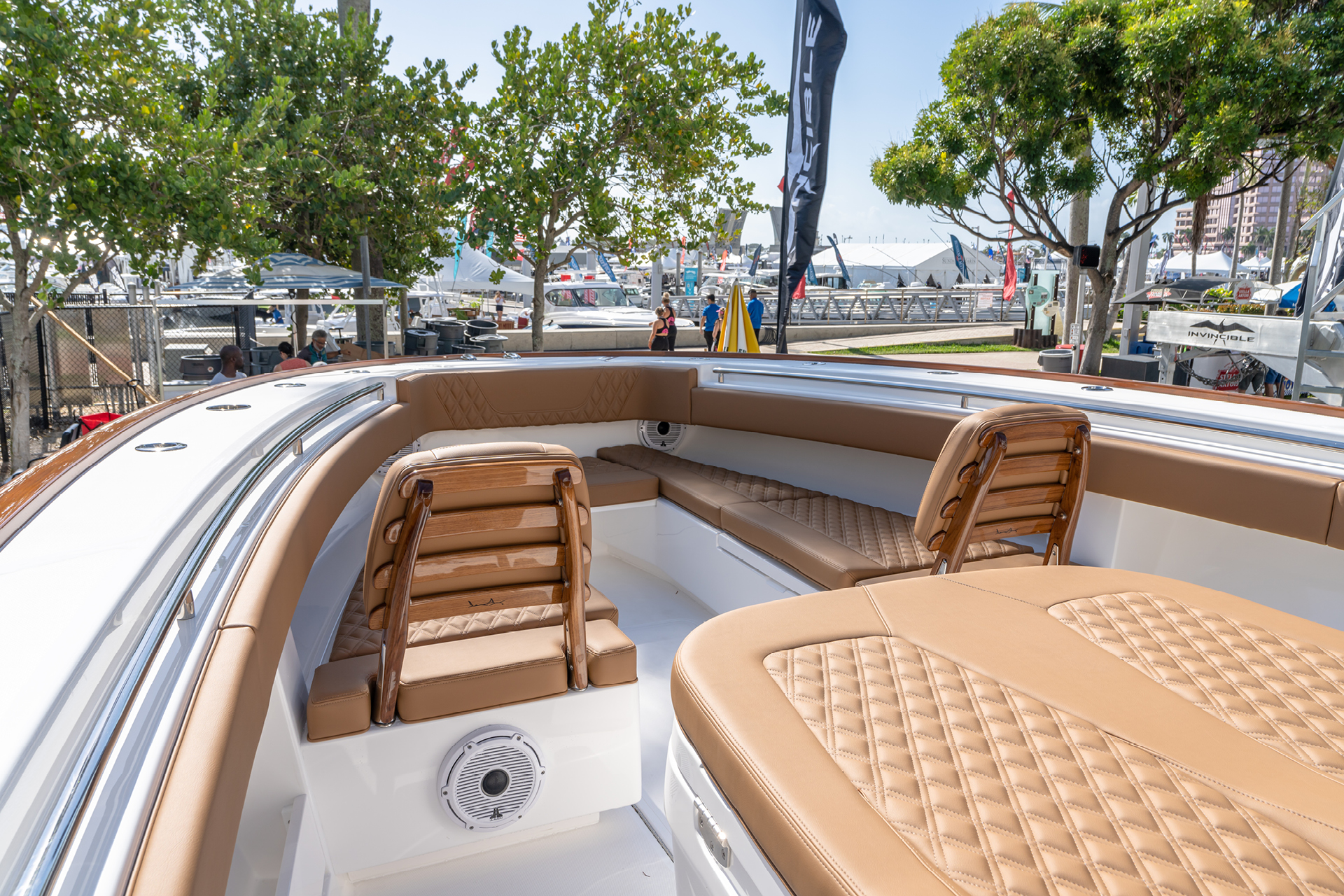 Invincible 39 Open Fisherman