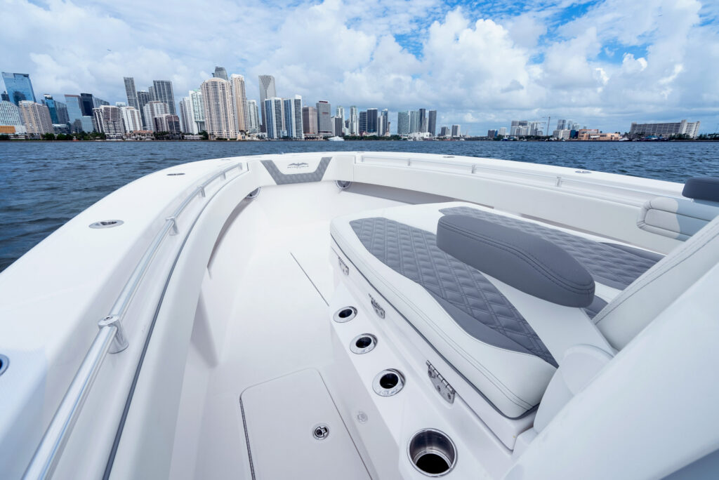 Invincible 33 Open Fisherman