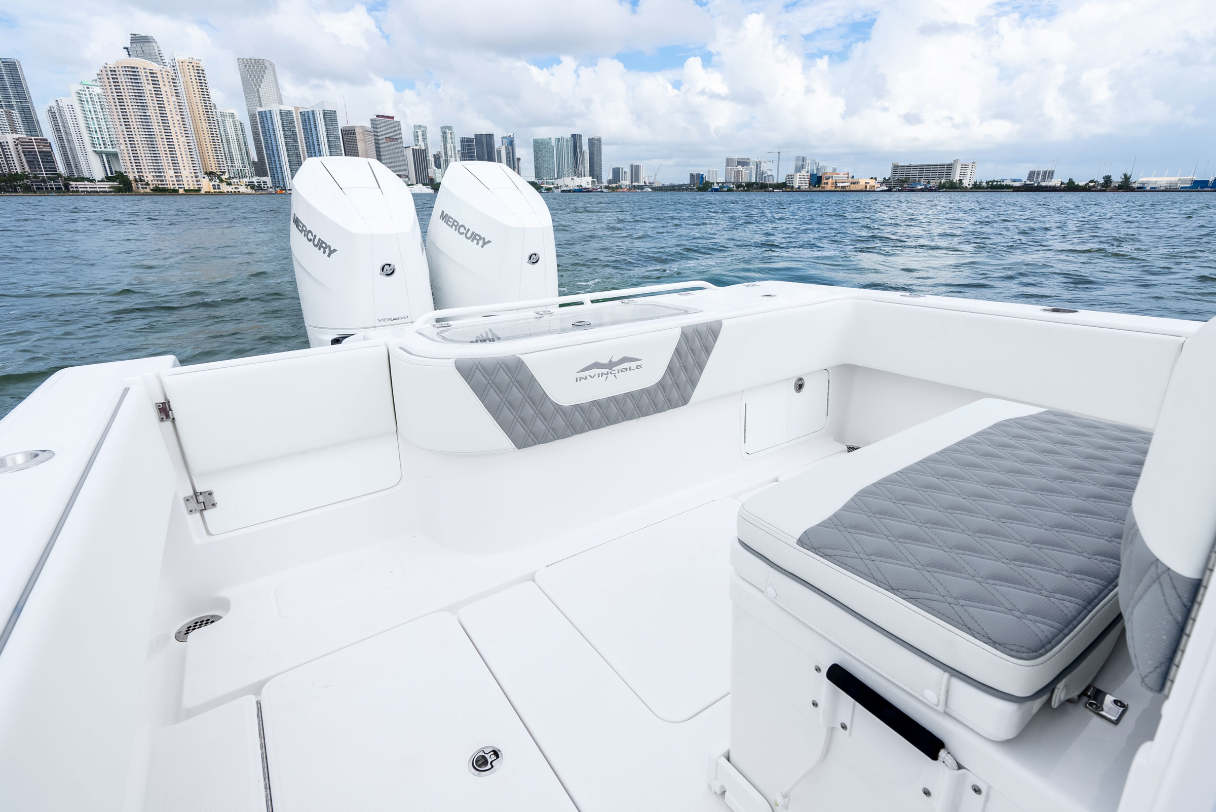 Invincible 33 Open Fisherman