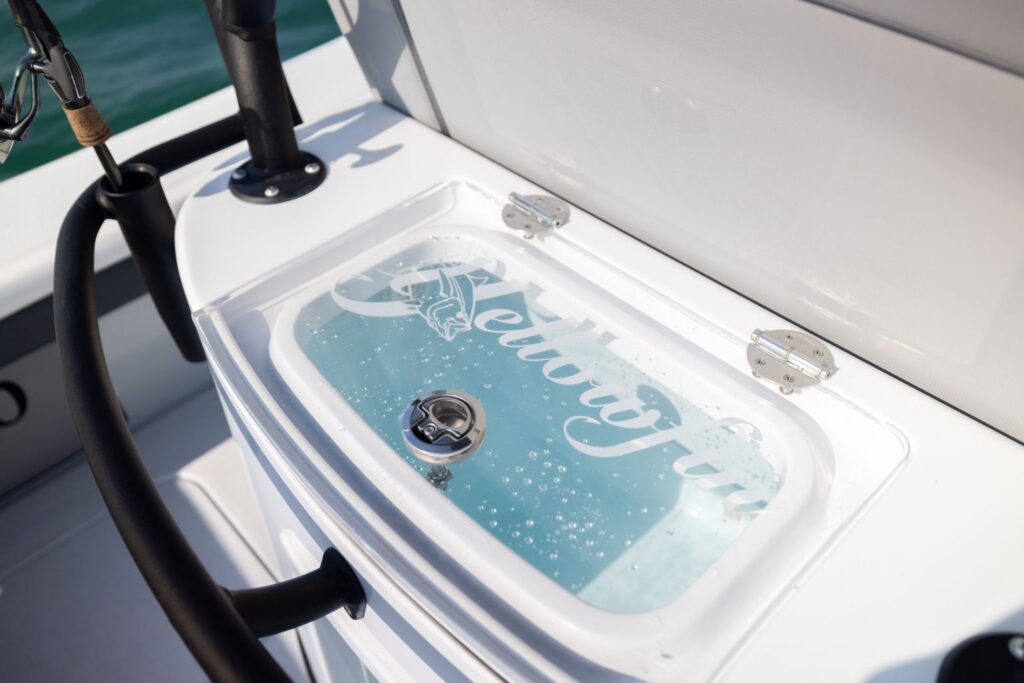 YellowFin 26 Hybrid