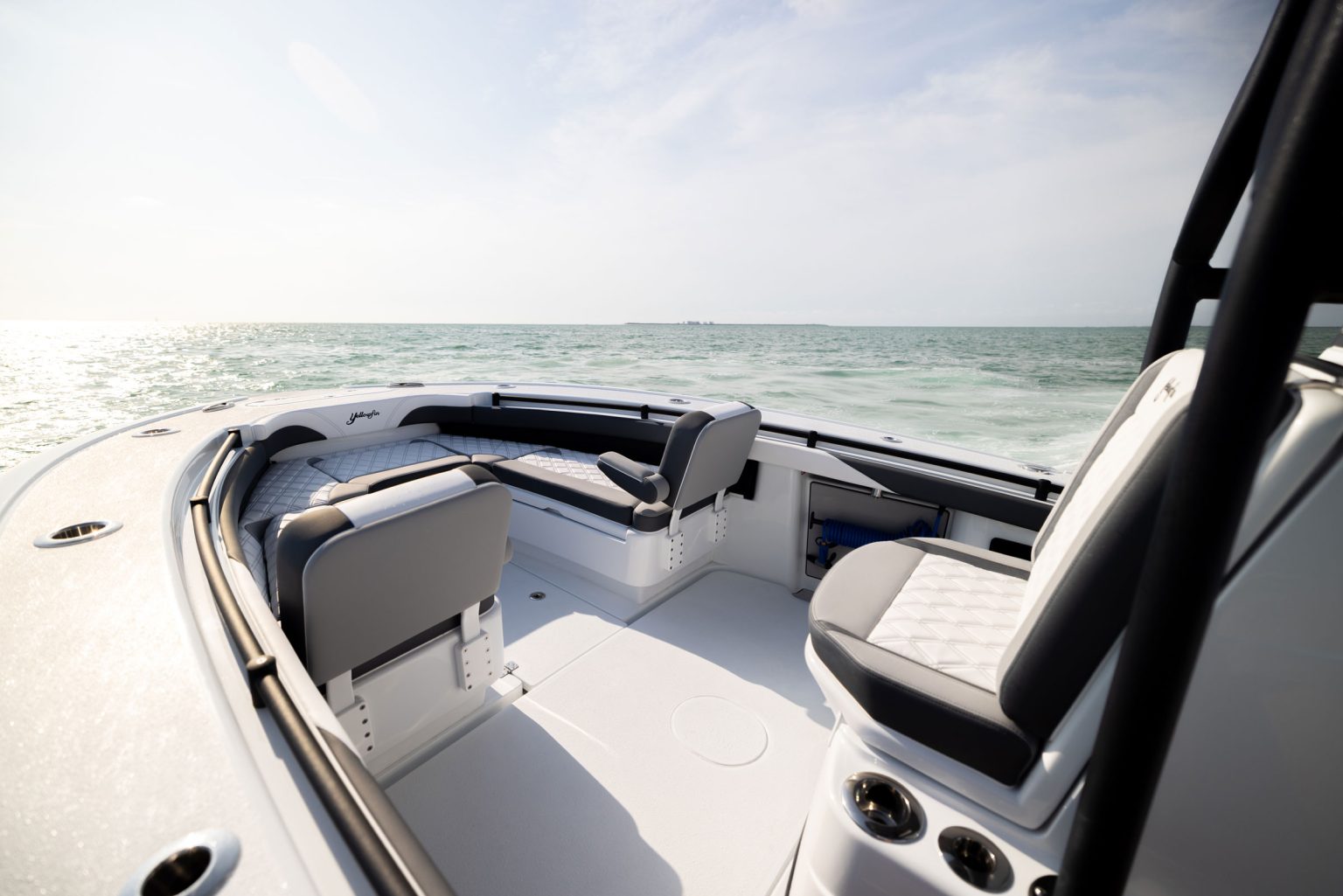 YellowFin 26 Hybrid