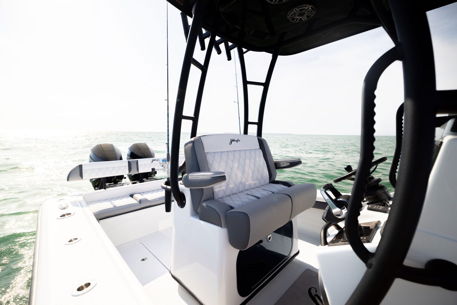 YellowFin 26 Hybrid