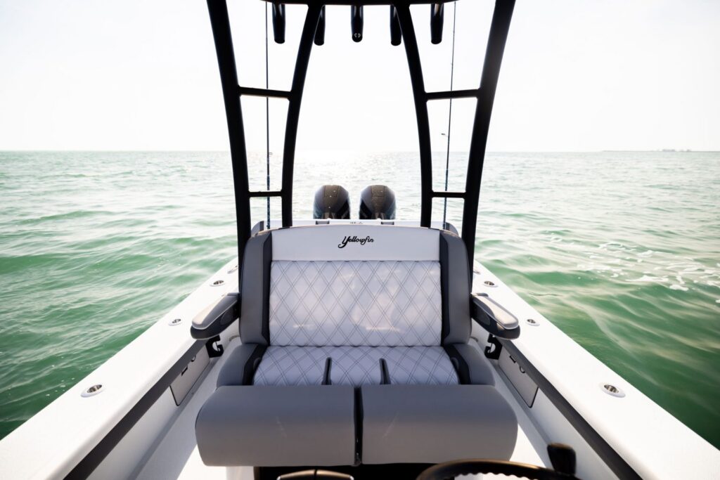 YellowFin 26 Hybrid