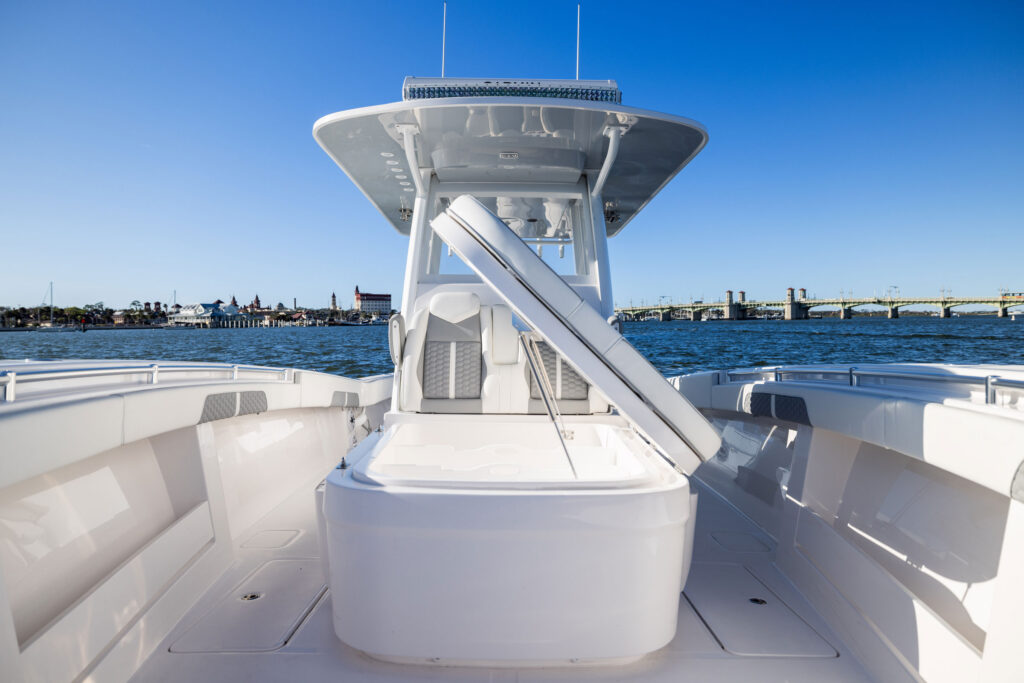 Invincible 39 Open Fisherman