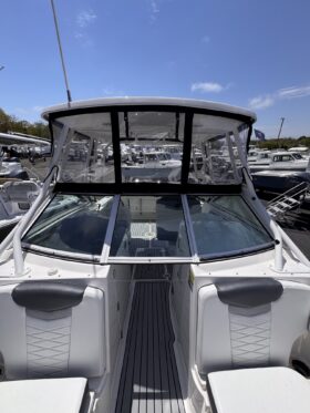 2021 Robalo R247