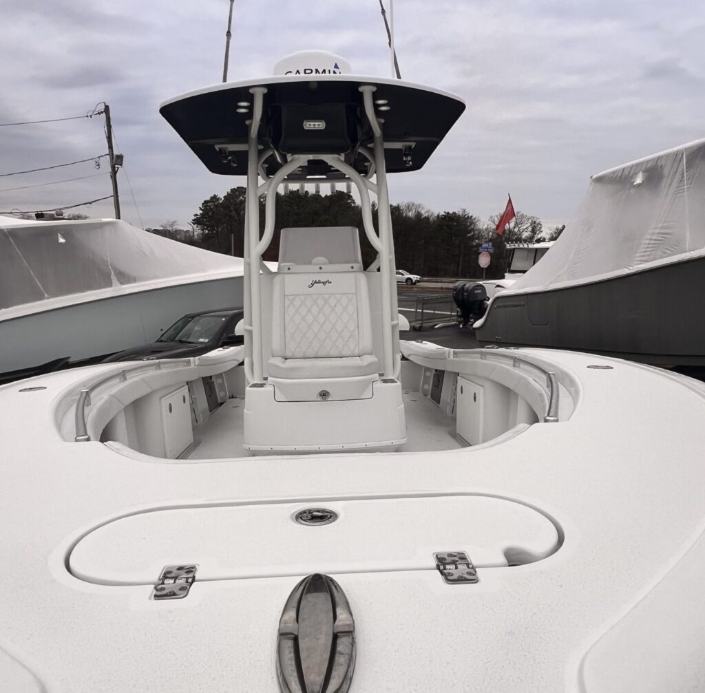 2021 Yellowfin 26 Hybrid