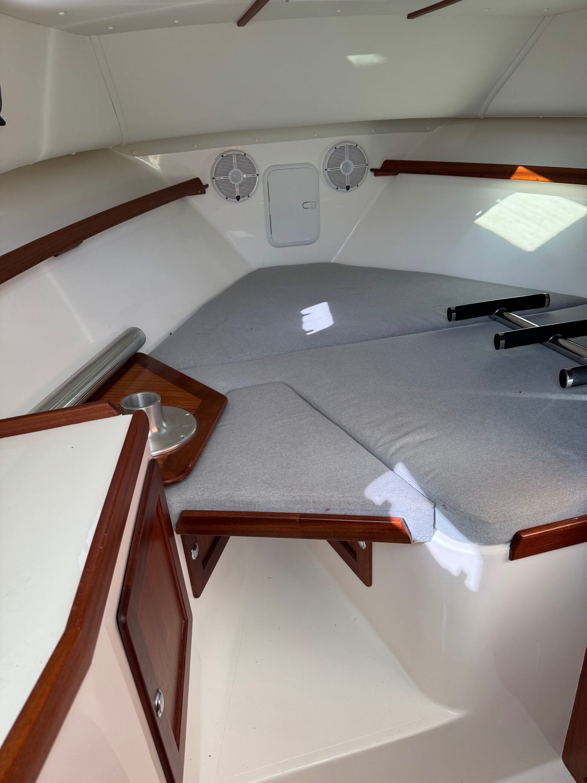 2024 North Coast 285HT Pilot House