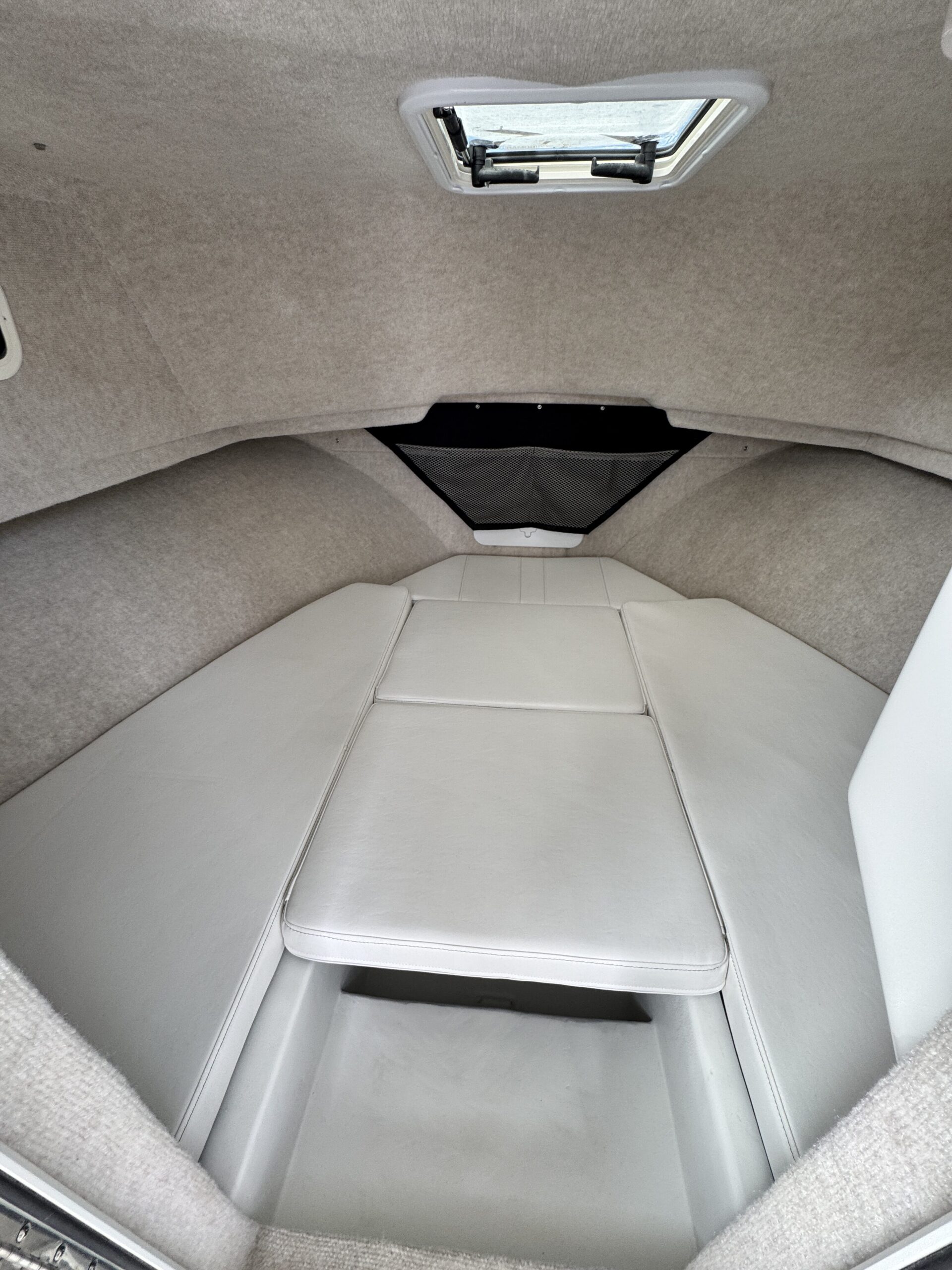 2025 Parker 2520 Pilot House