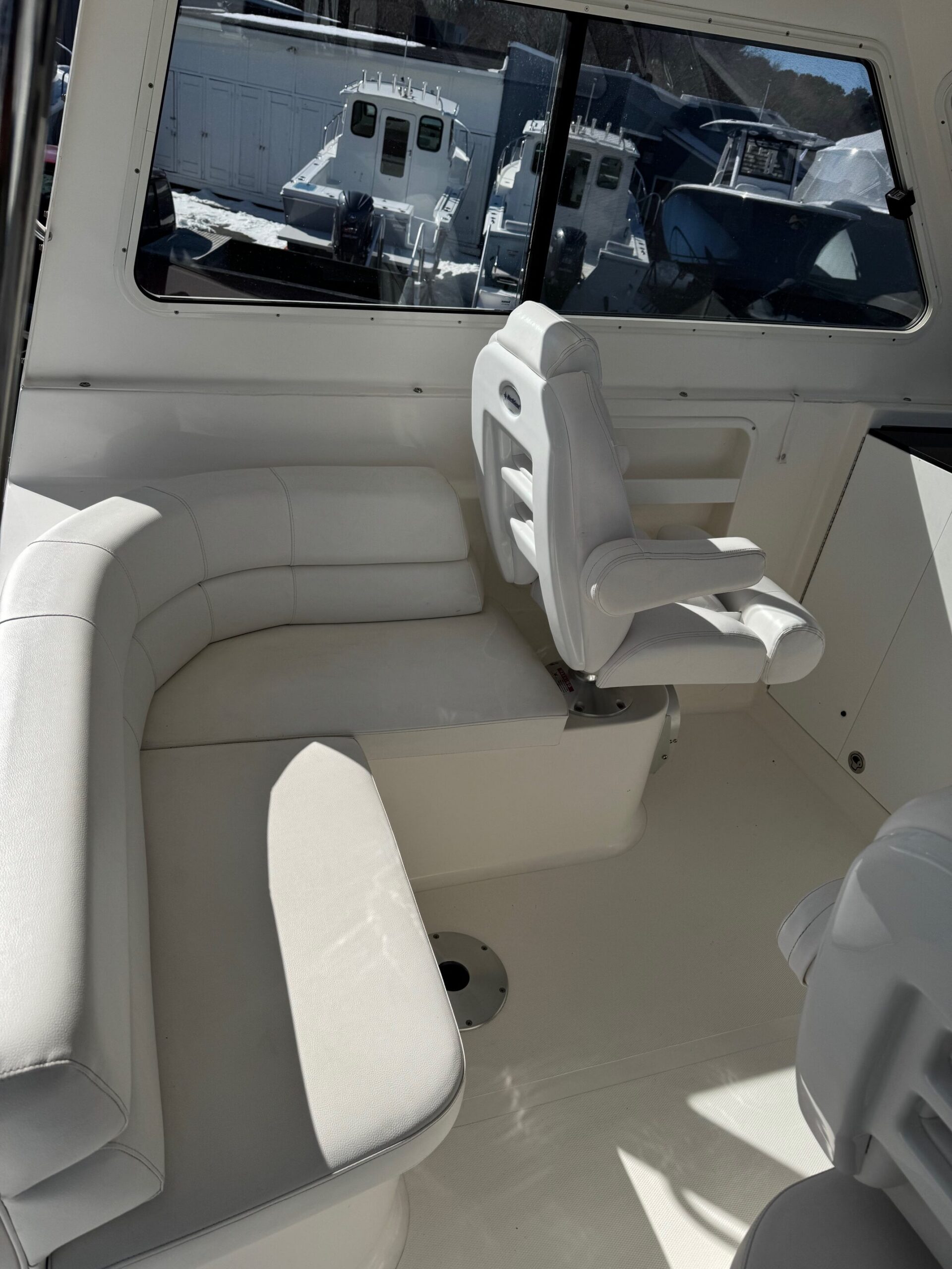 2024 North Coast 285HT Pilot House