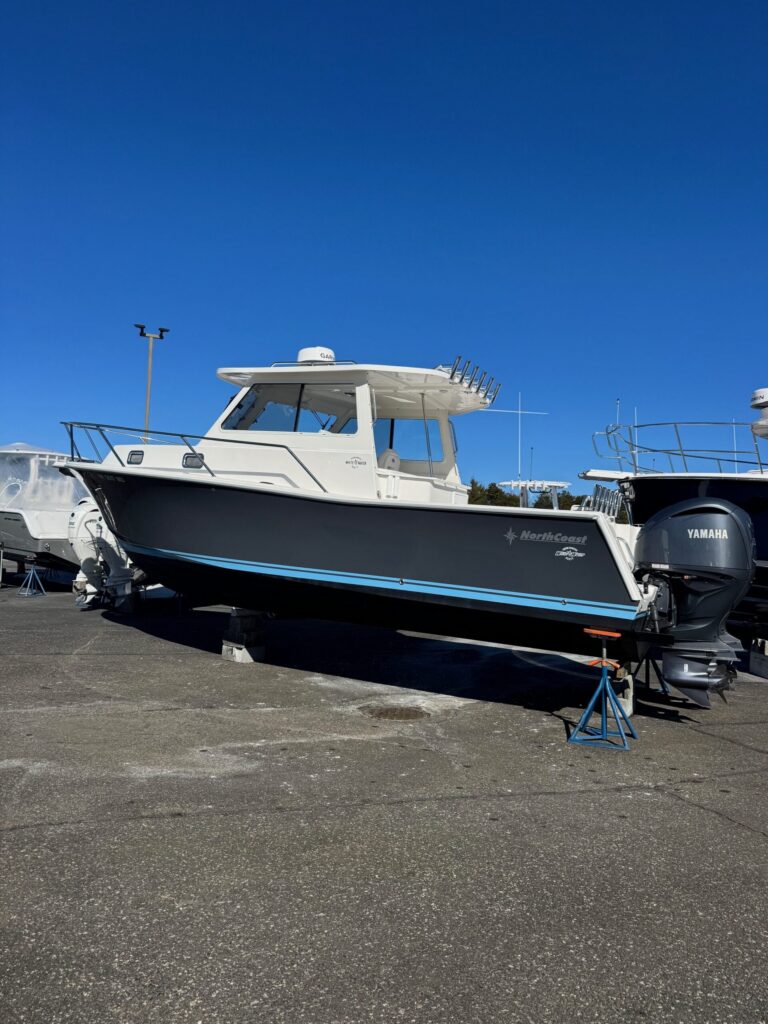 2024 North Coast 285HT Pilot House