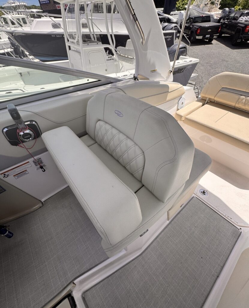 2021 Regal 26 Express